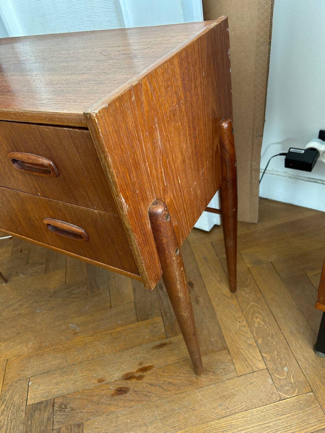 Table de chevet scandinave / petite commode scandinave vintage design
