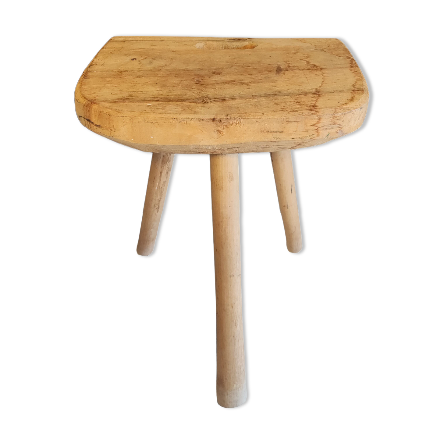 Tabouret en bois brut