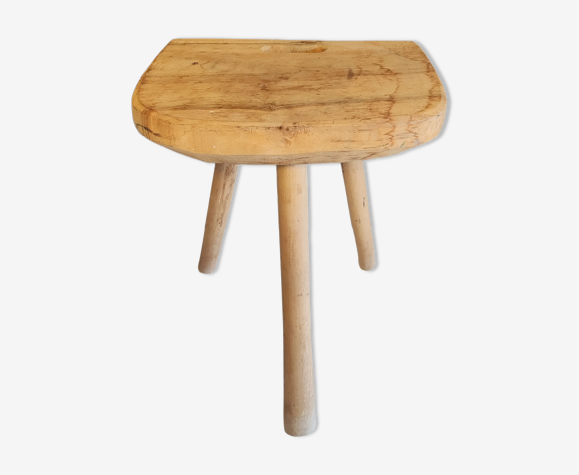 Tabouret en bois brut
