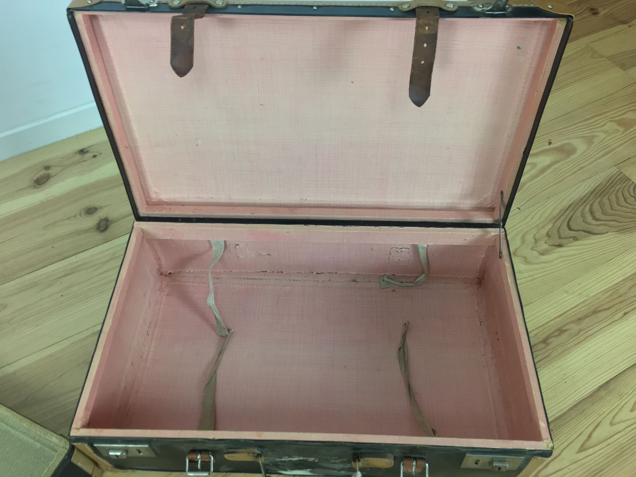 Lot de deux valises, années 50