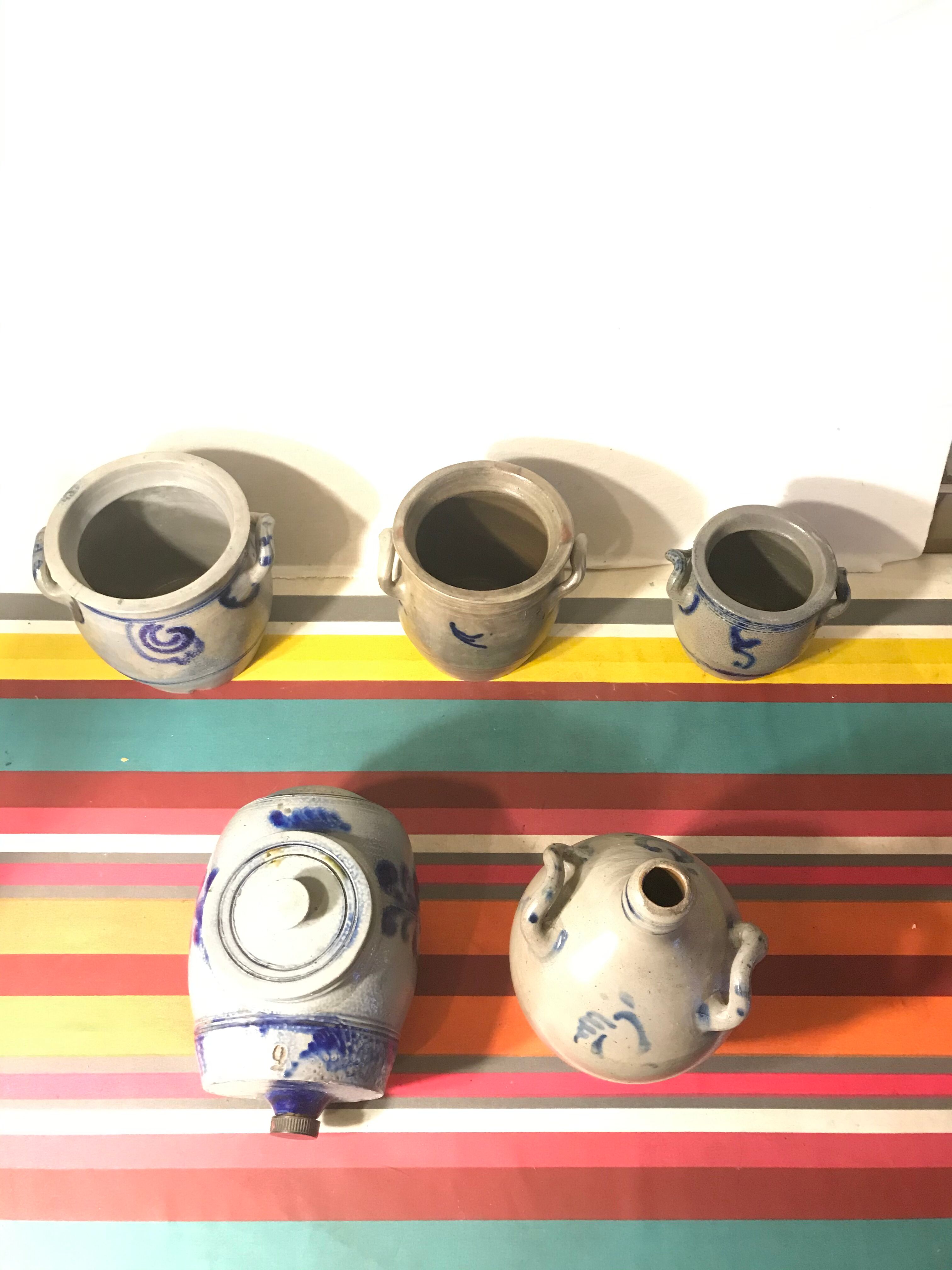 Lot 5 old blue sandstone 3 pots - carafe - vintage decoration tonneau