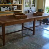 Rectangular table