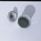 Condiment pot, flower in sizzles with lid