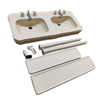 Ceramic vintage double wash basin bathroom console