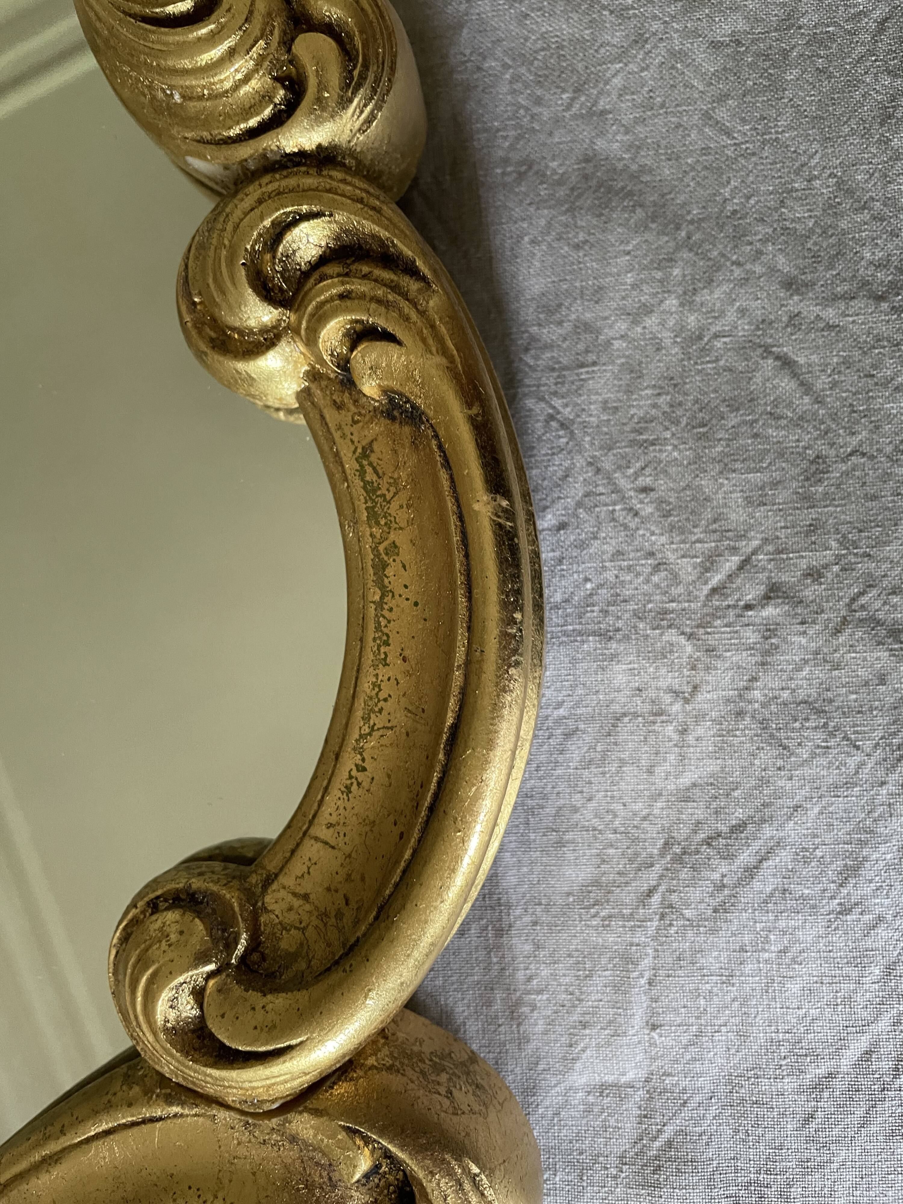 Golden resin rock mirror  42x68cm