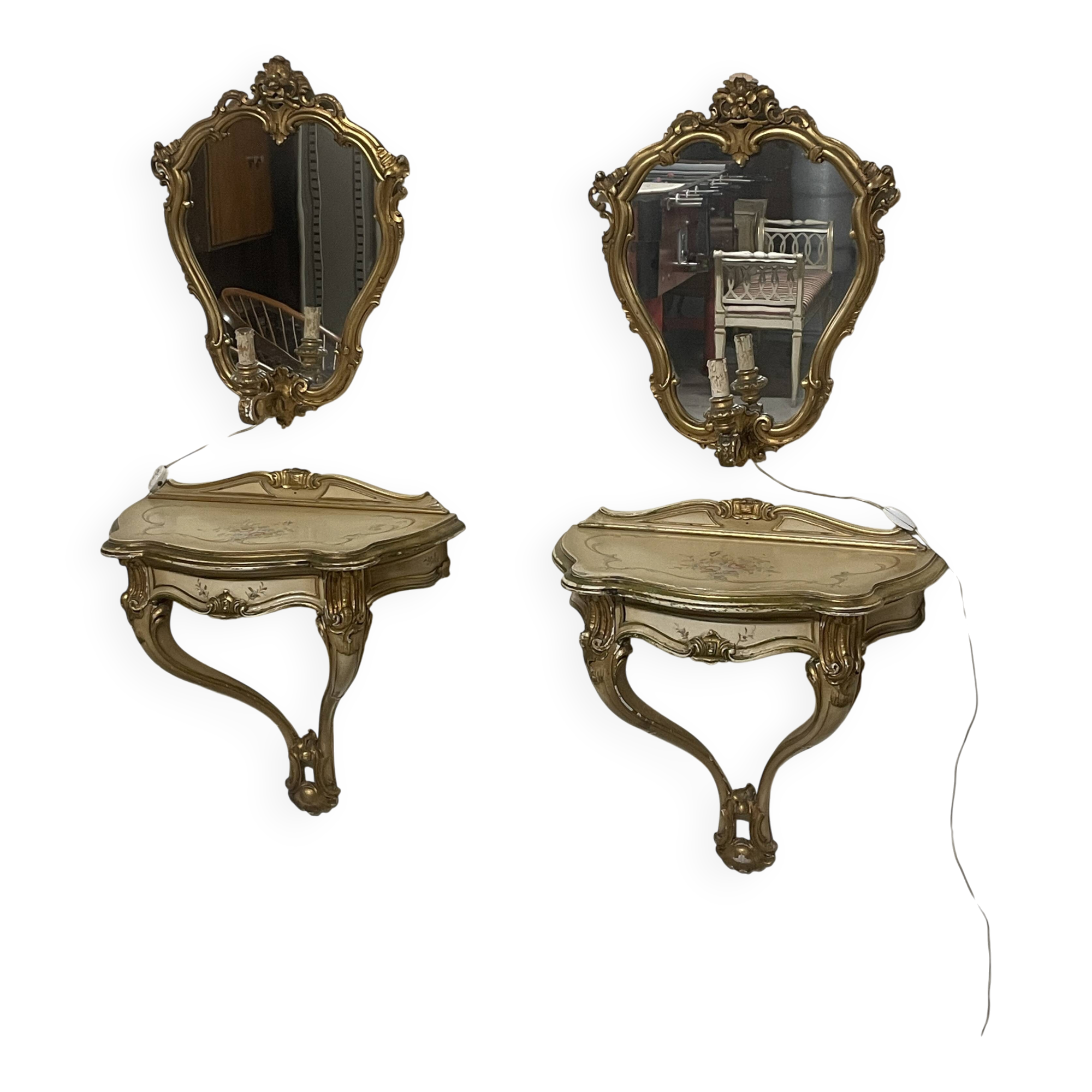 Pair of wall-mounted consoles with a mirror in Louis XV style.