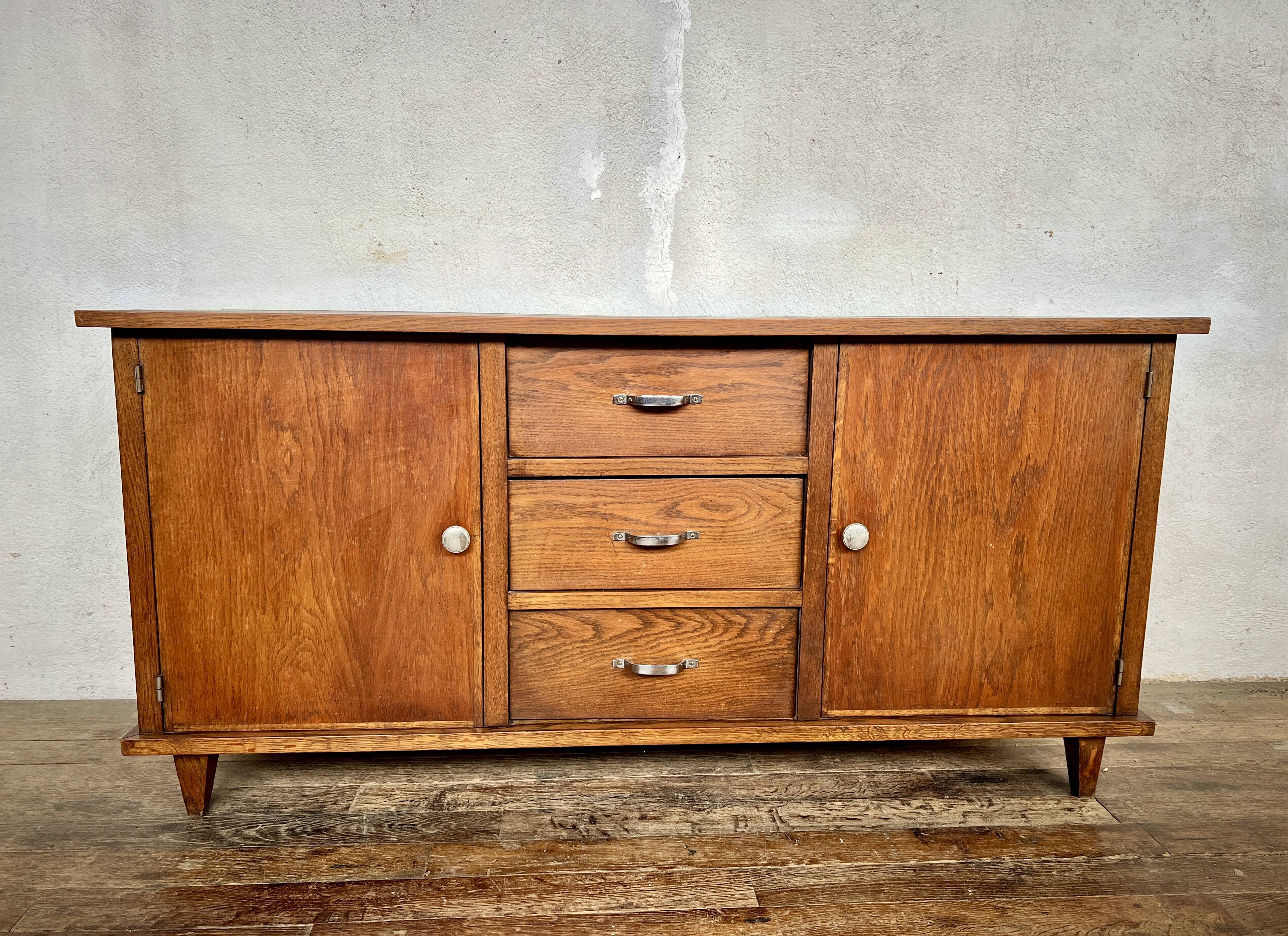 Vintage oak sideboard / TV cabinet