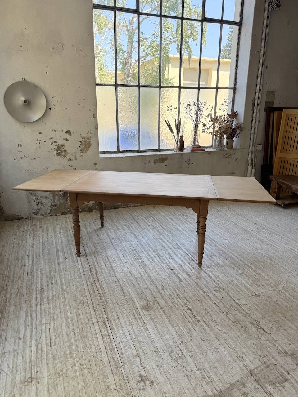 Table de ferme noyer à rallonges 150-250cm