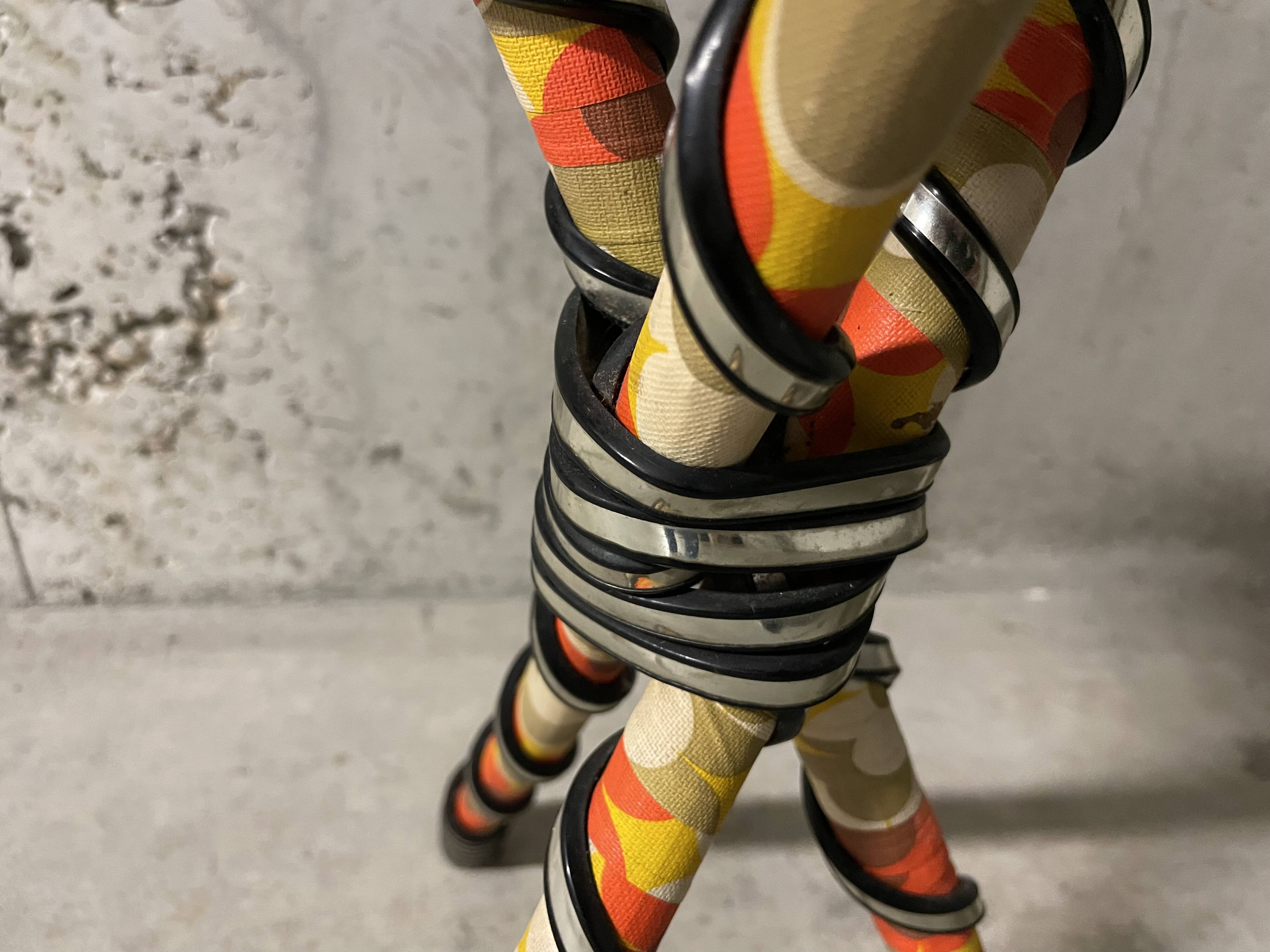 Kitsch pedestal table from the 70s