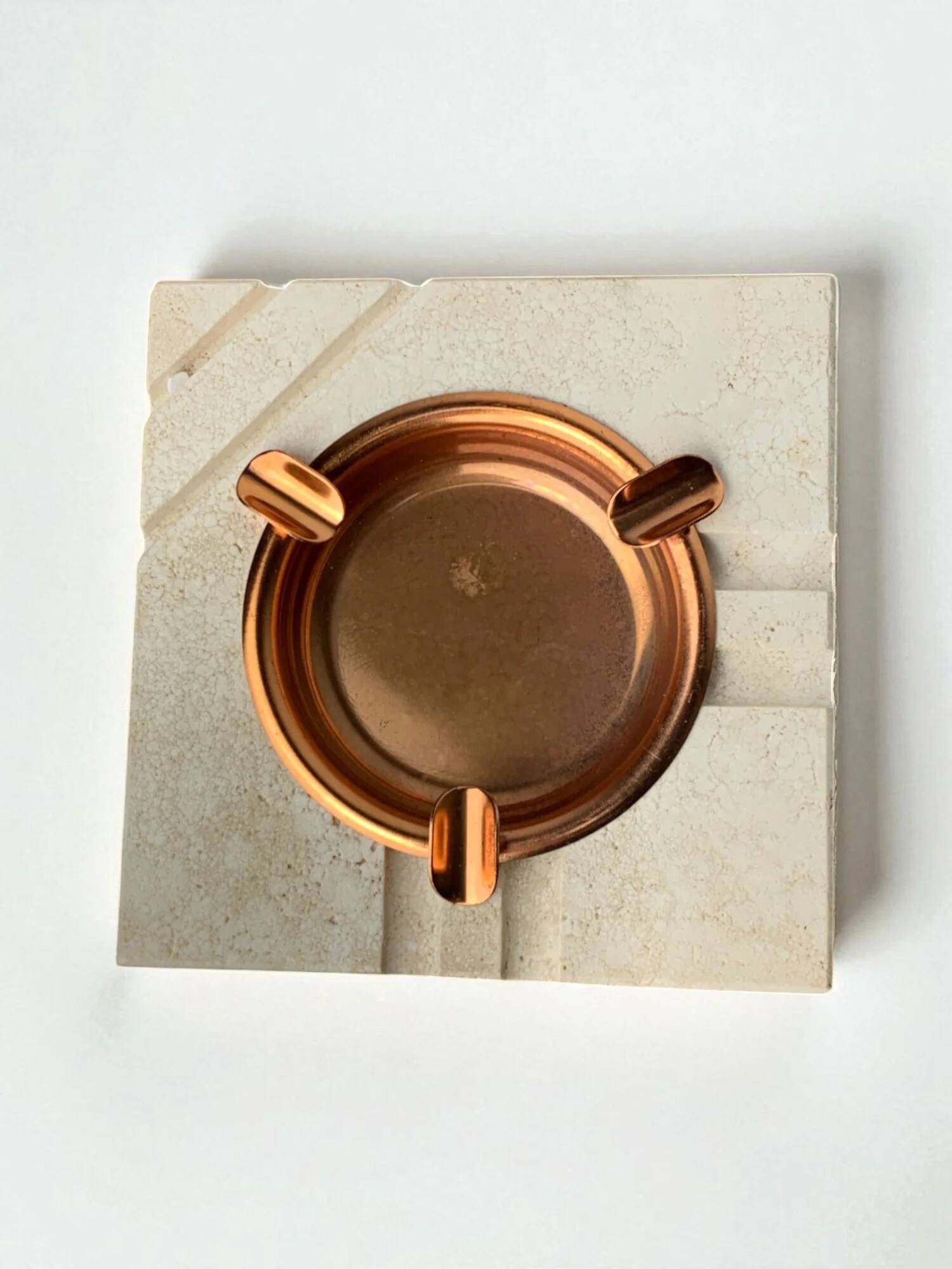Brutalist ashtray by Fratelli Mannelli, travertine, Italy, circa 1970s