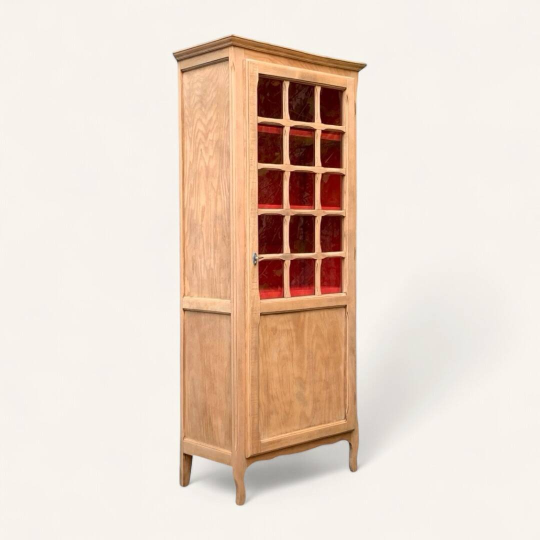Armoire bonnetière parisienne vintage bois brut