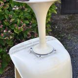 70s foot tulip chairs