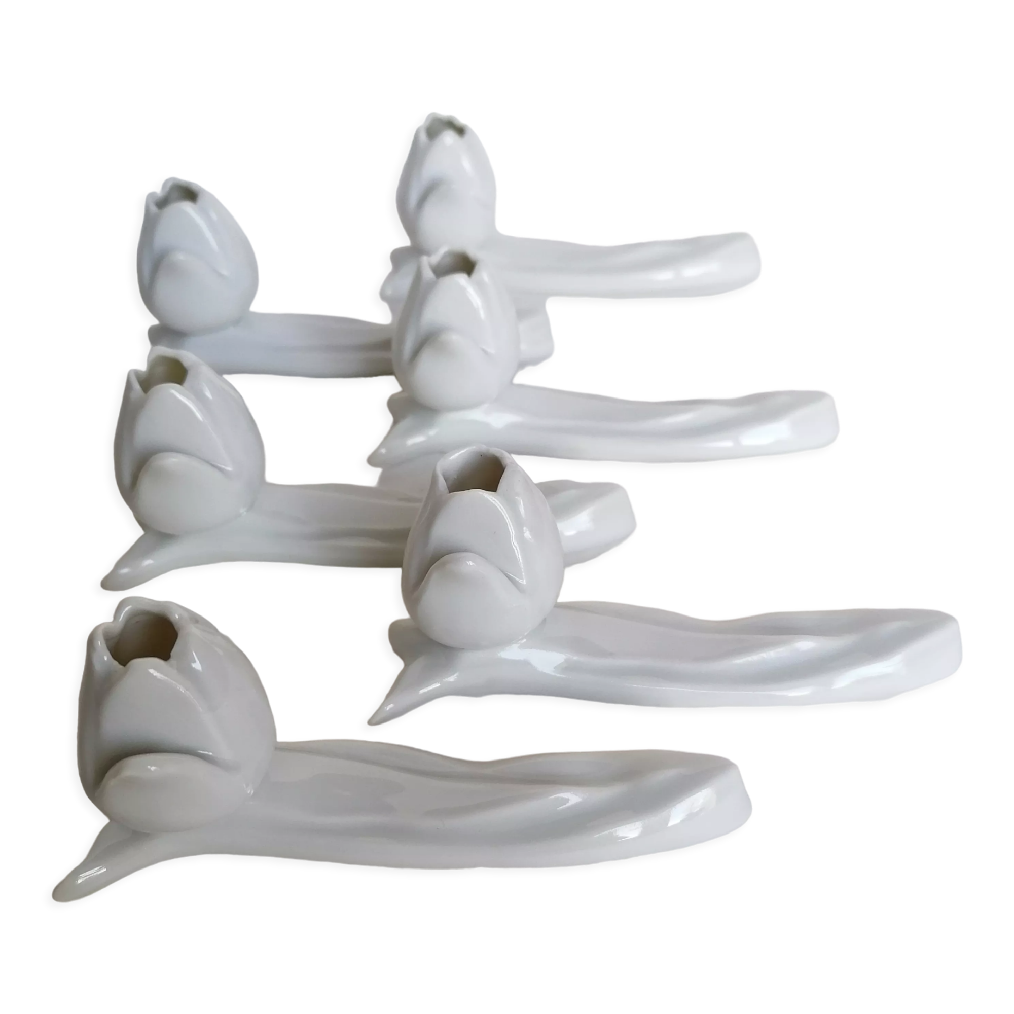 6 white porcelain knife holders