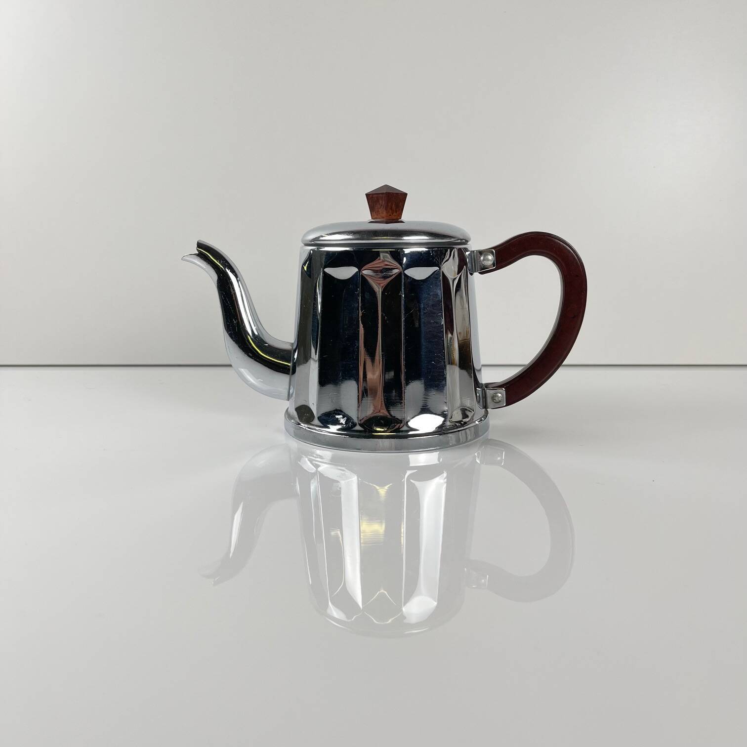 Vintage chrome-plated metal and bakelite coffee set, 1940s/50s