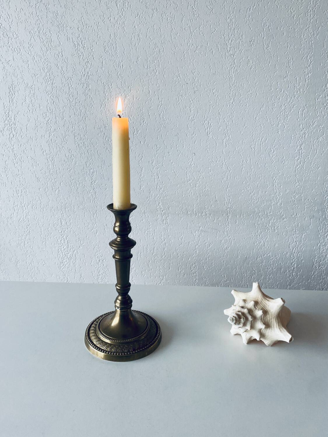 Bronze candle holder