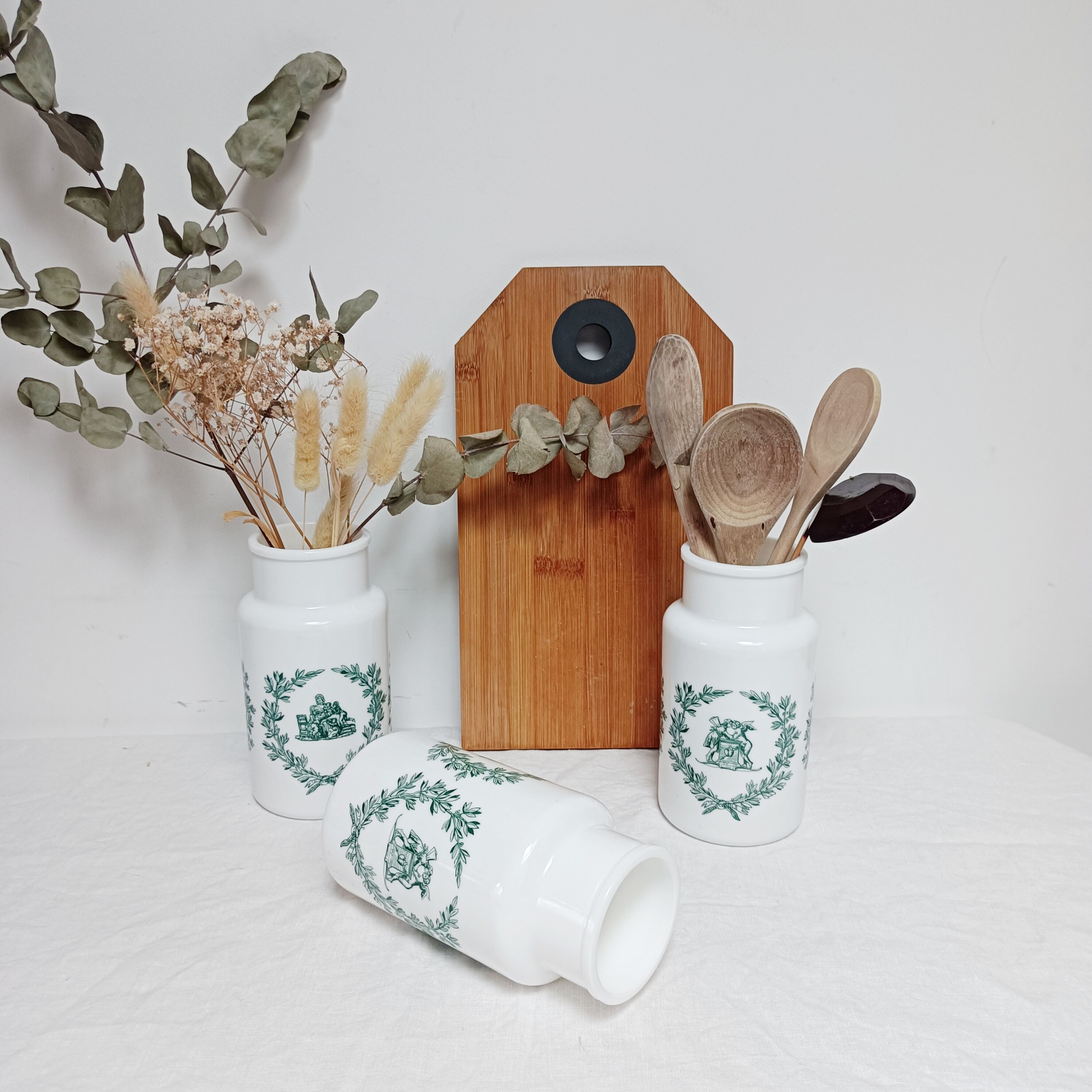 Set of 3 opaline apothecary pots