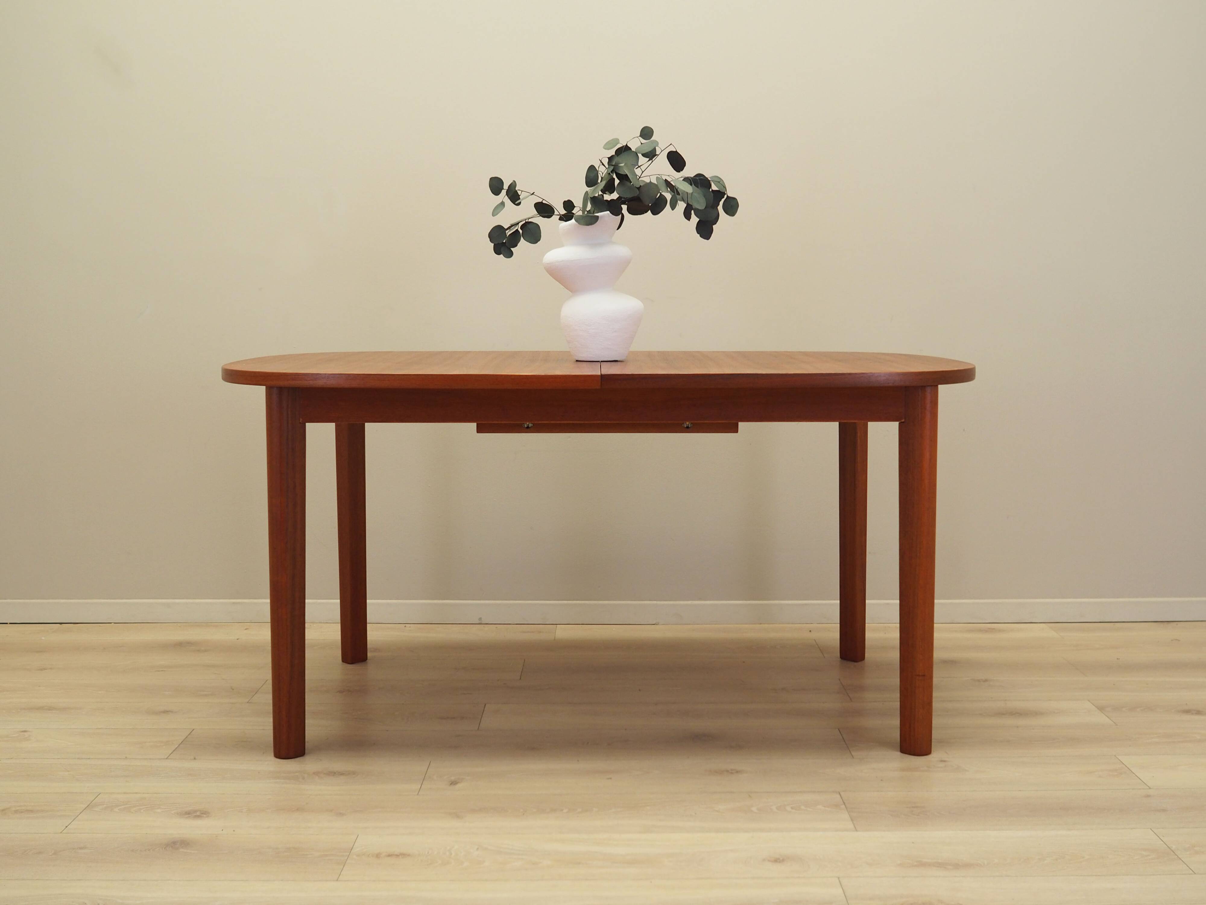 Teak table, Danish design, 1970s, manufacturer: Farstrup Møbler