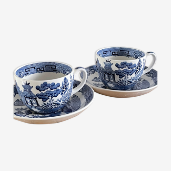 2 tasses et 2 assiettes  en porcelaine anglaise blanche