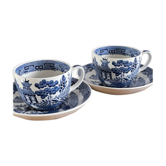 2 tasses et 2 assiettes  en porcelaine anglaise blanche
