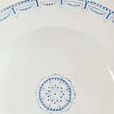 Set of 8 Onnaing soup plates, Perles