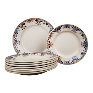 8 assiettes plates 1