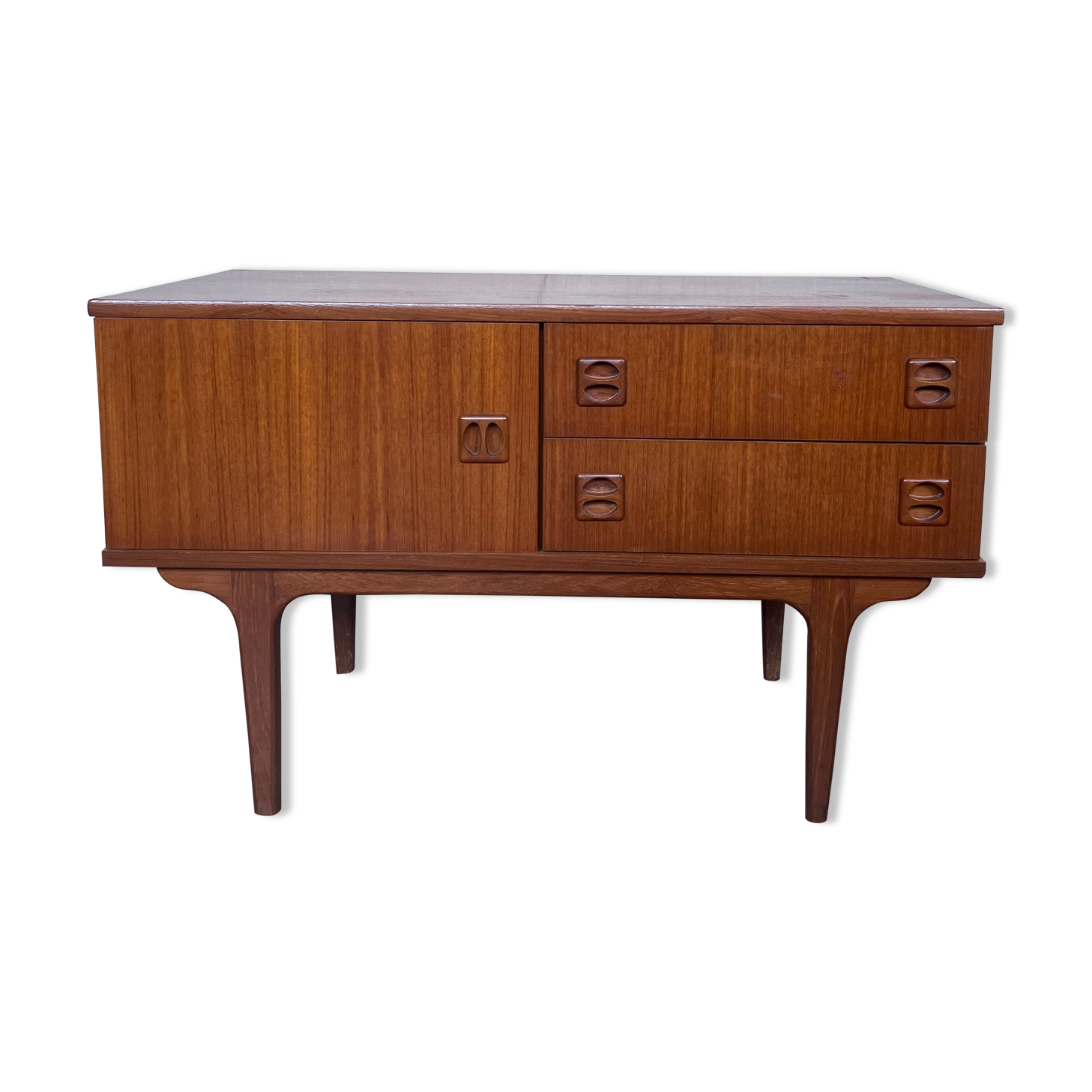 Scandinavian enfilade, teak tv stand design 1960 vintage
