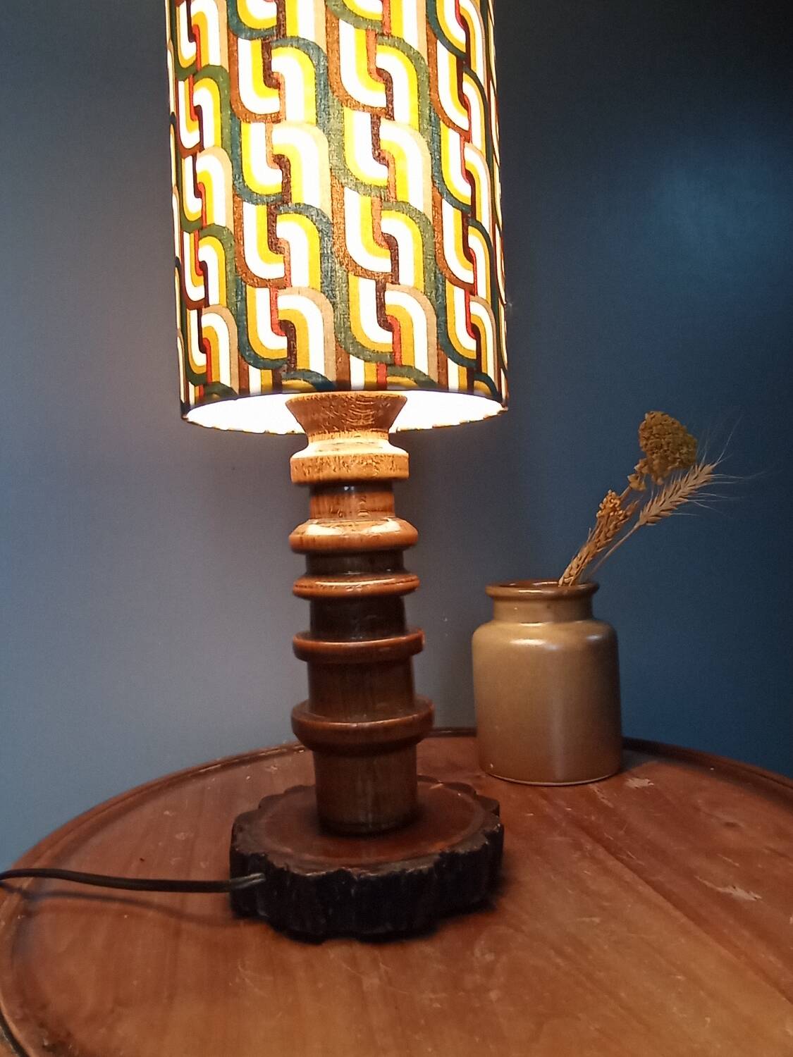 Vintage brutalist wooden table lamp, space age printed lampshade