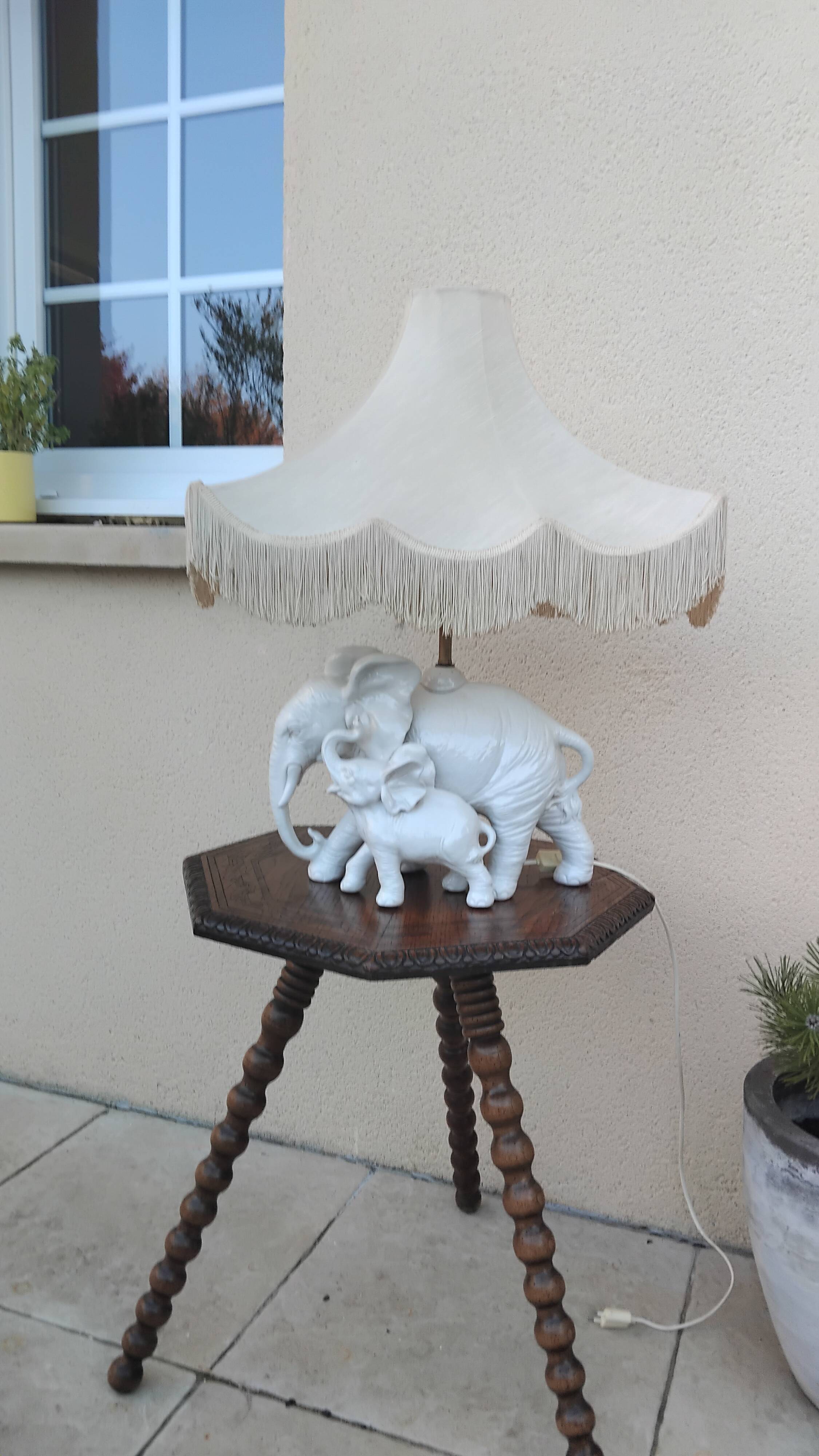 Elephant Bedside Table Lamp Elephant Pagoda Vintage 80s