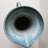 Pichet en céramique émaillée verte signé Accolay