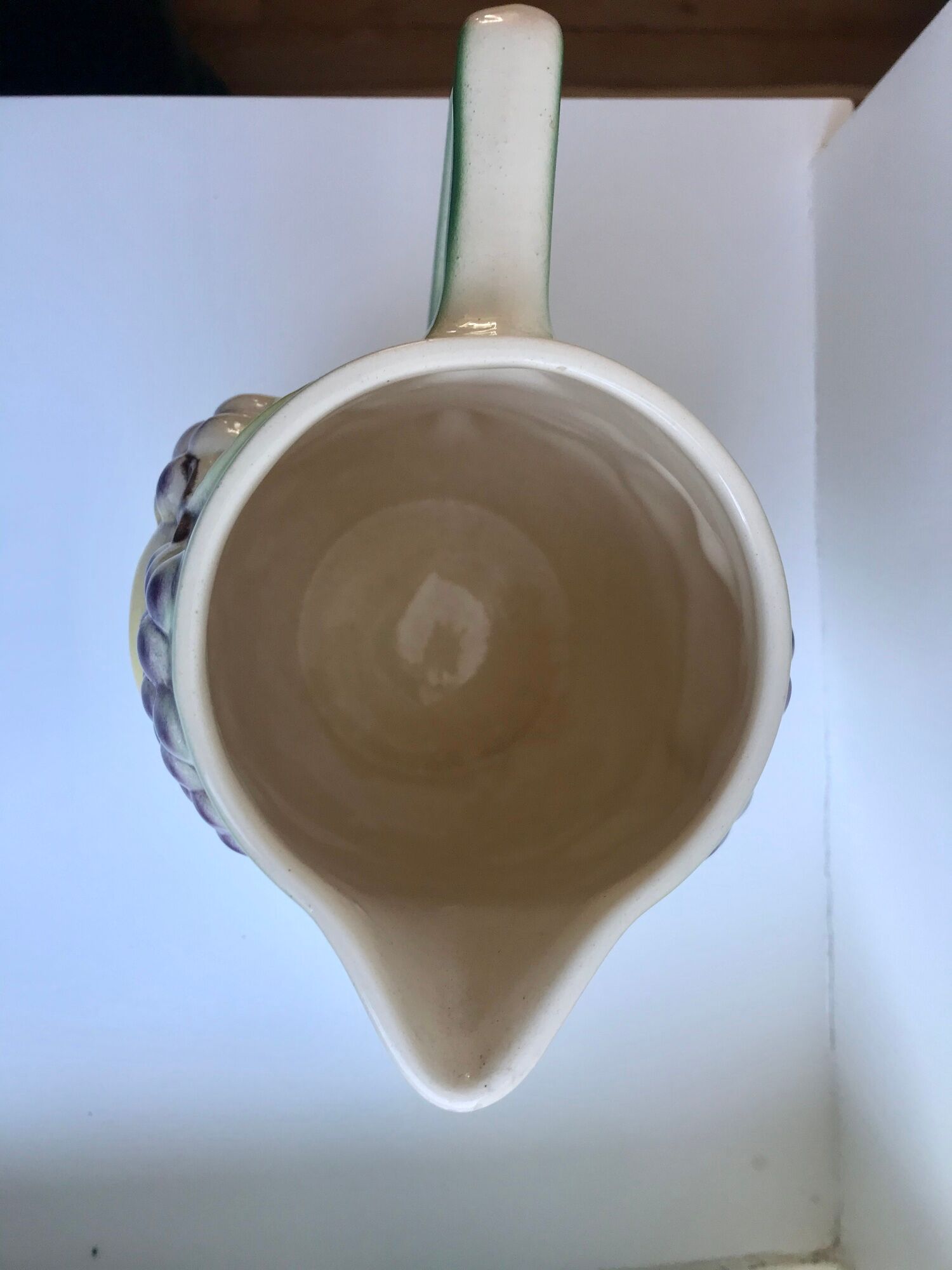 Slurry pitcher Saint-Clément Made in France early twentieth century