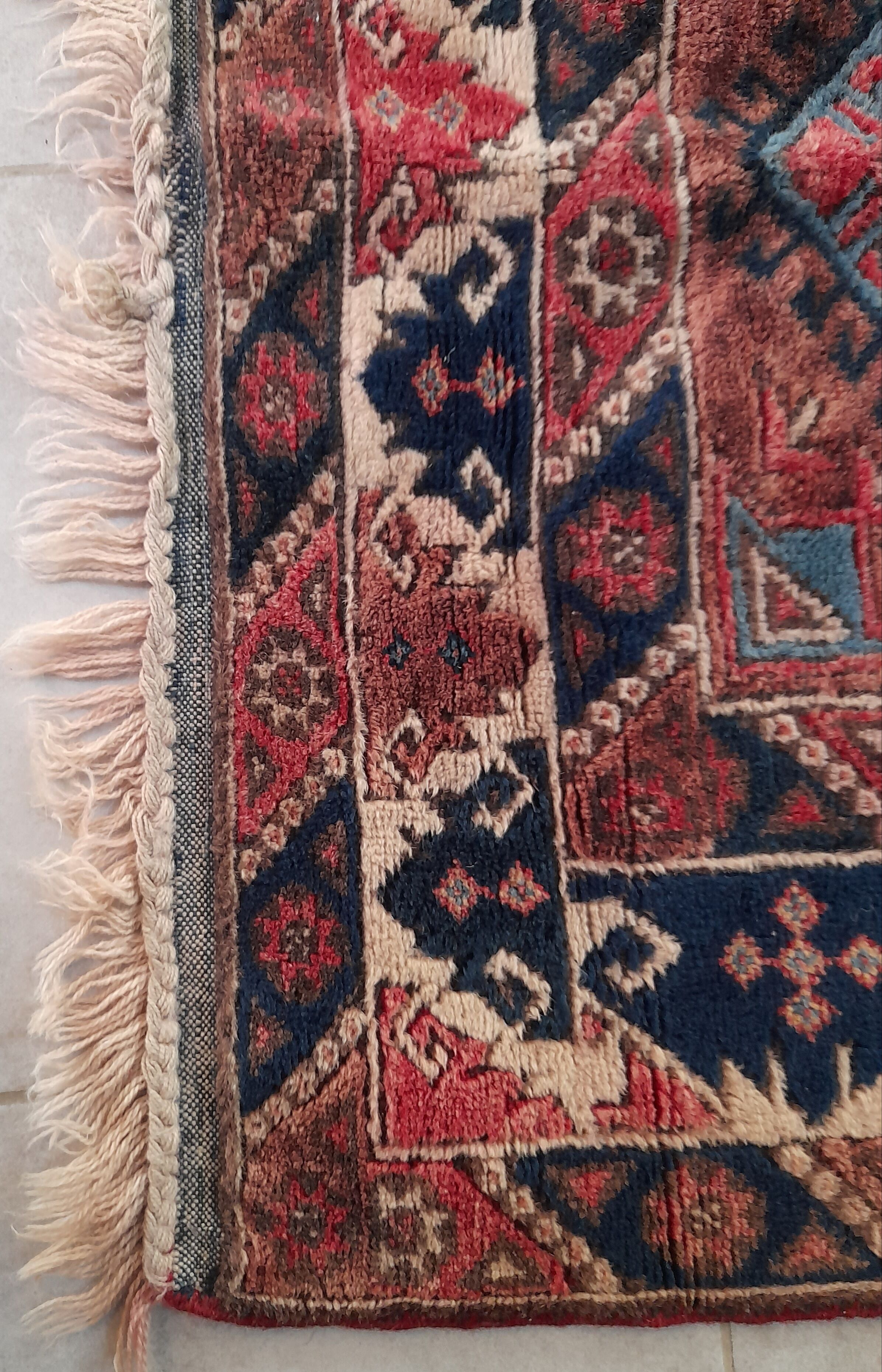 Handmade carpet 186x112 cm