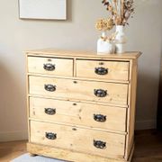 Antique English pine chest of drawers