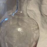 Antique engraved crystal carafe – floral decoration – matching Saint-Louis