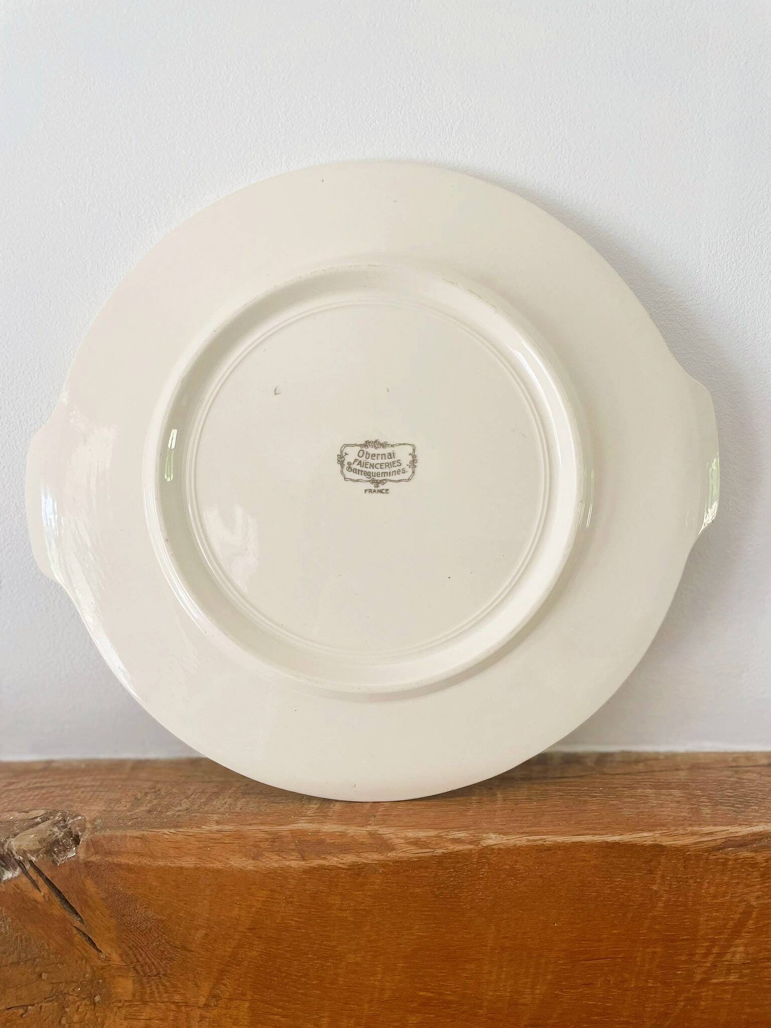 Sarreguemines serving dish - Alsatian decoration