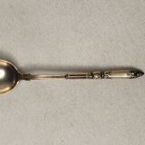 6 Art Nouveau silver-plated metal teaspoons