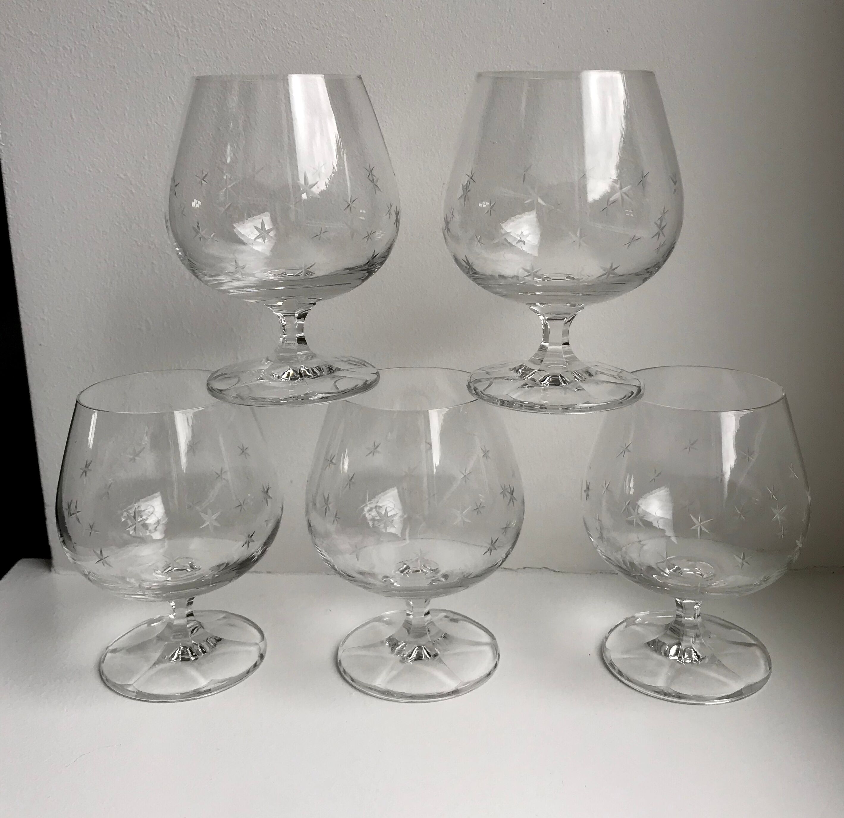 Set of 5 foot glasses engraved with stars 50s-60s