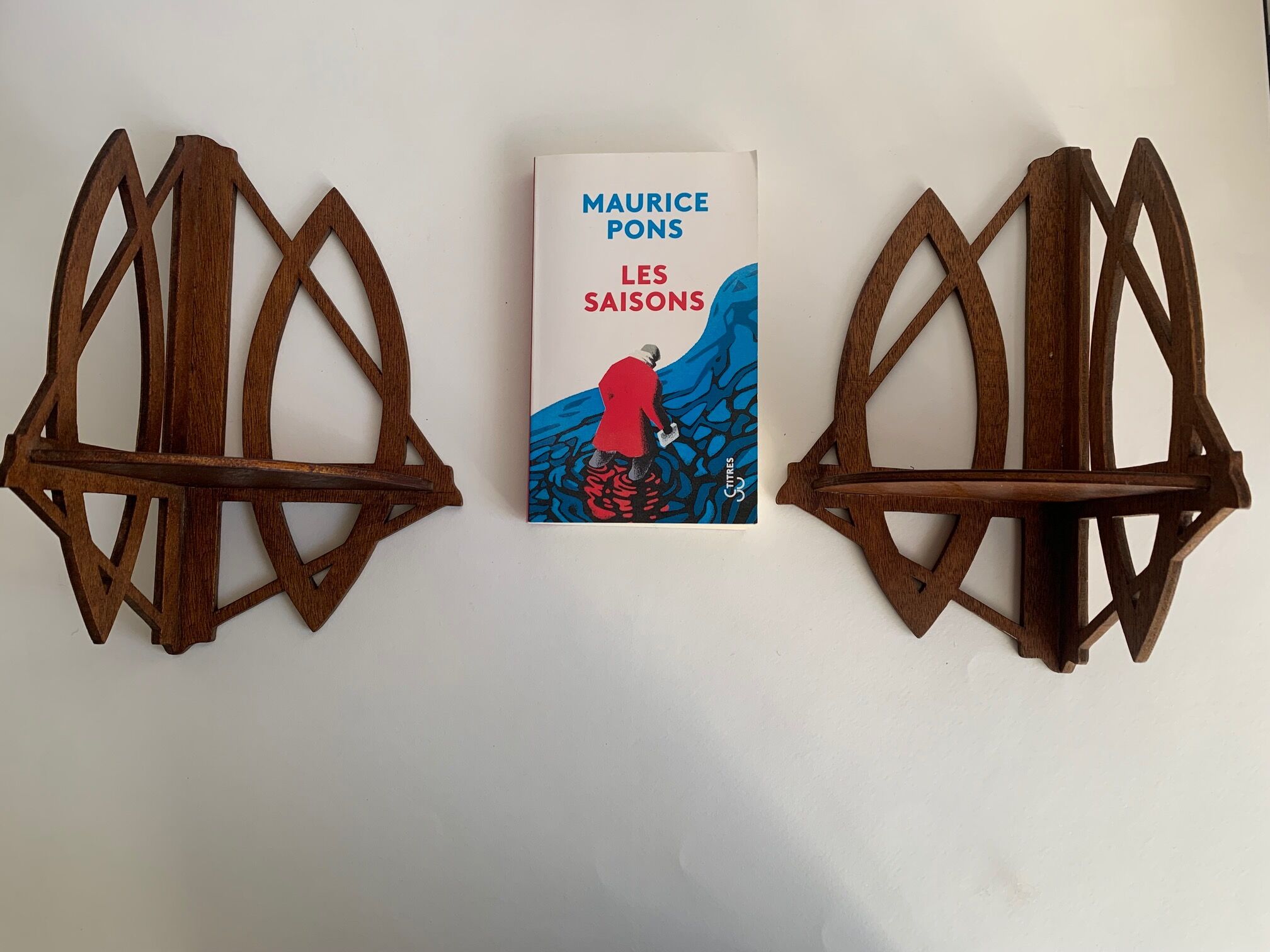 Pair of wall corner shelves, art deco