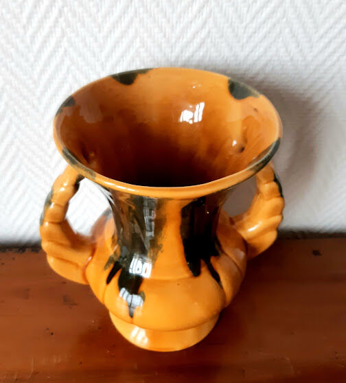 Vase with double ceramic handles 1960