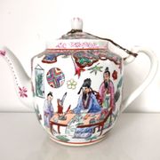 Chinese porcelain teapot flower characters