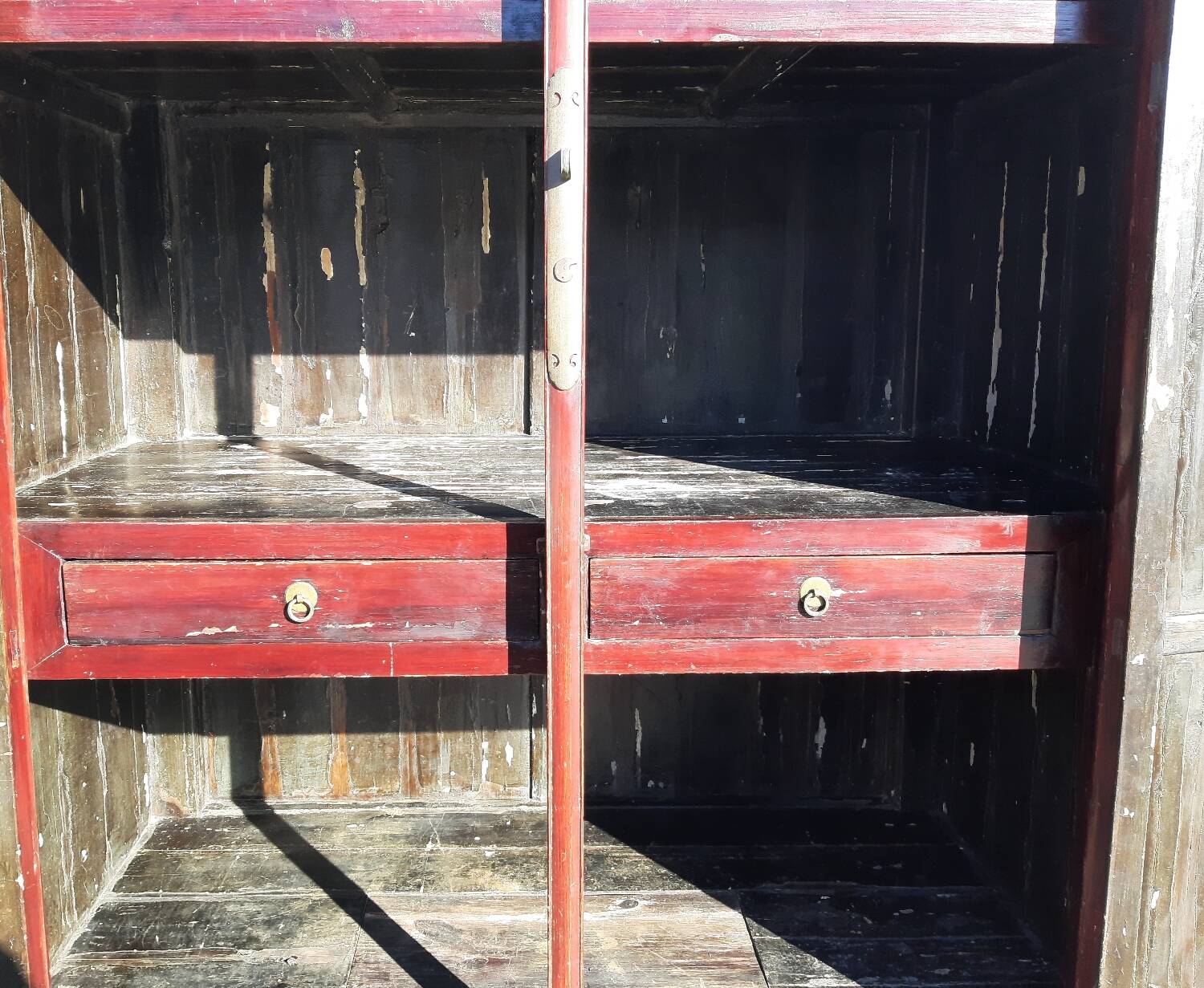 19th-century Chinese wardrobe (Height 2.6m)