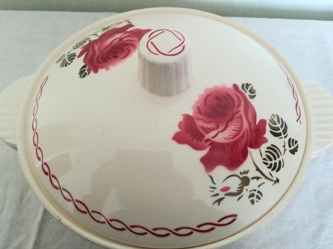 Badonviller earthenware soup or vegetable.