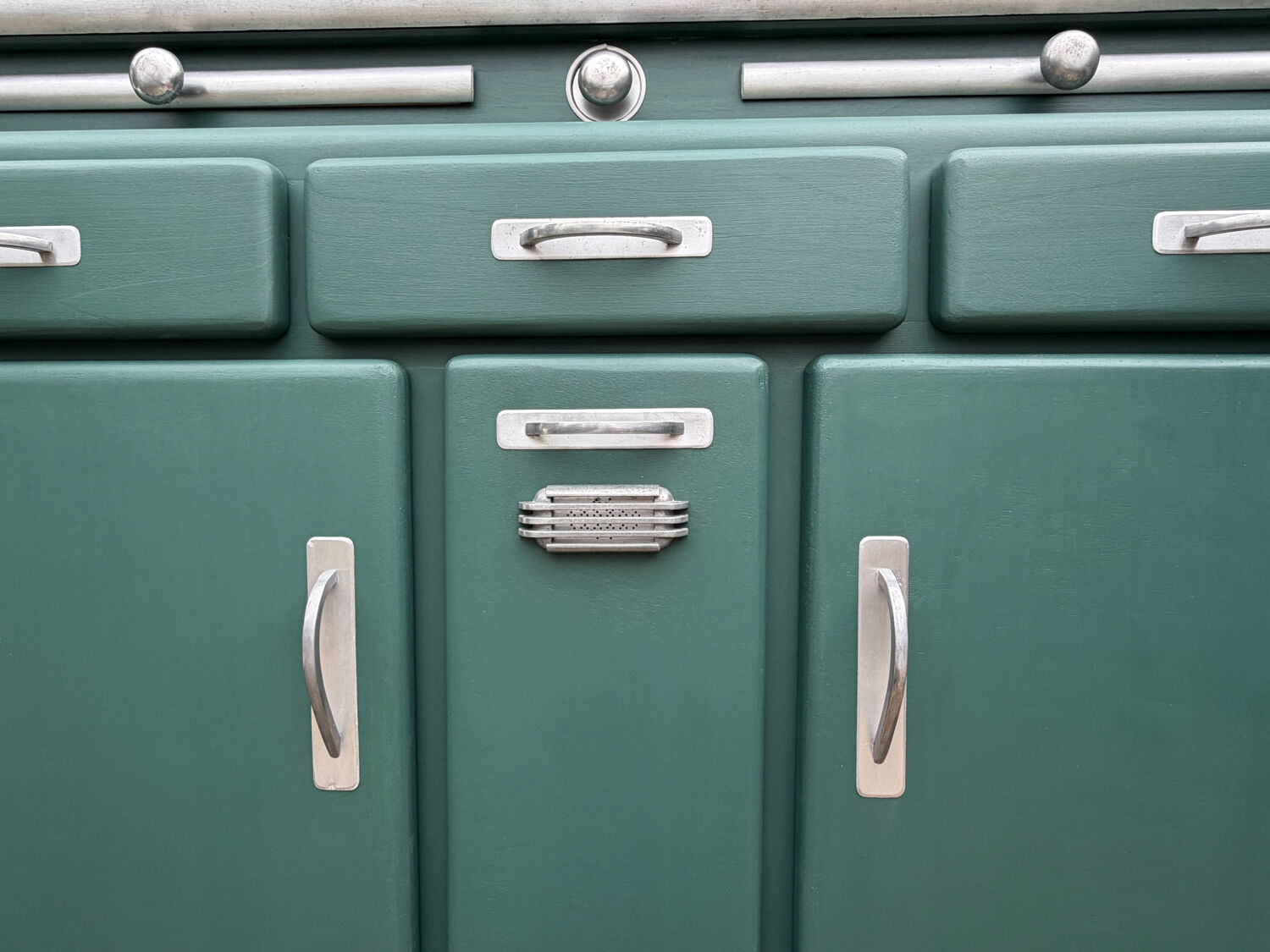 Buffet Mado cuisine 1950