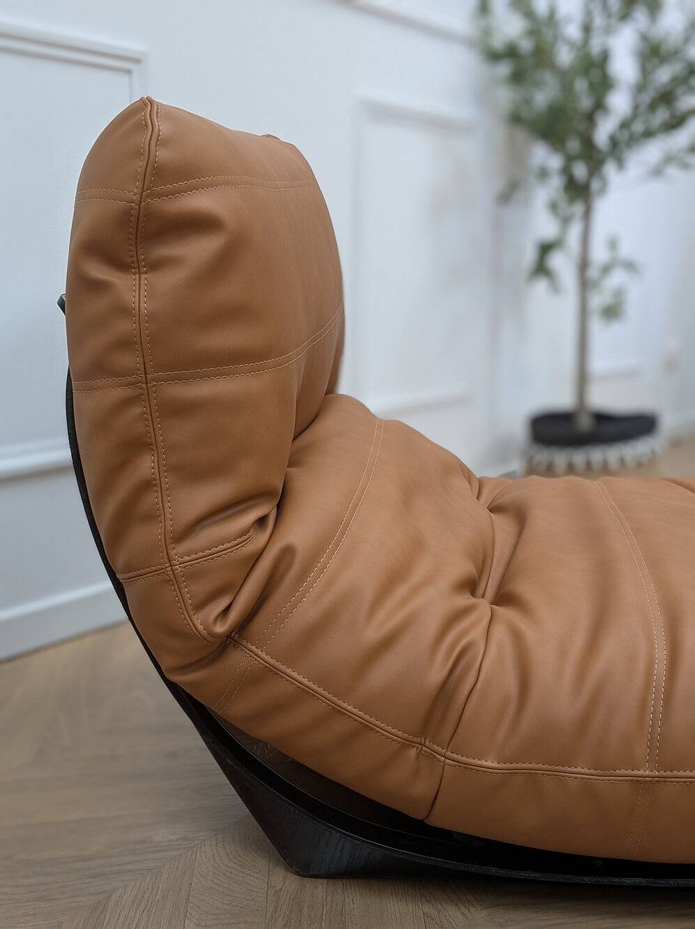 Fauteuil - chauffeuse design Marsala de Michel Ducaroy pour Ligne Roset