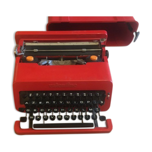 Machine à écrire portable Olivetti