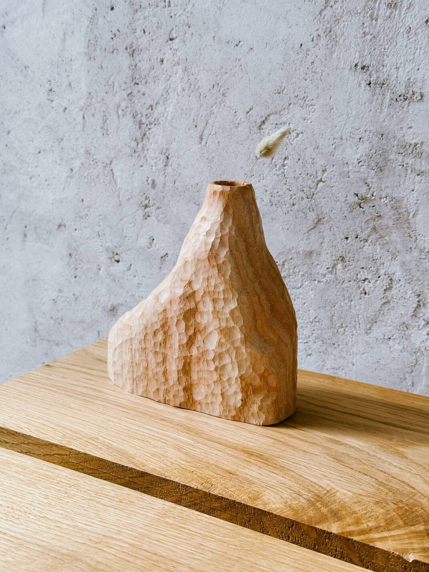 Solid wood ash soliflore hand-carved