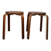 Pair of Artek stools model E60 (rare version with 4 legs), Alvar Aalto