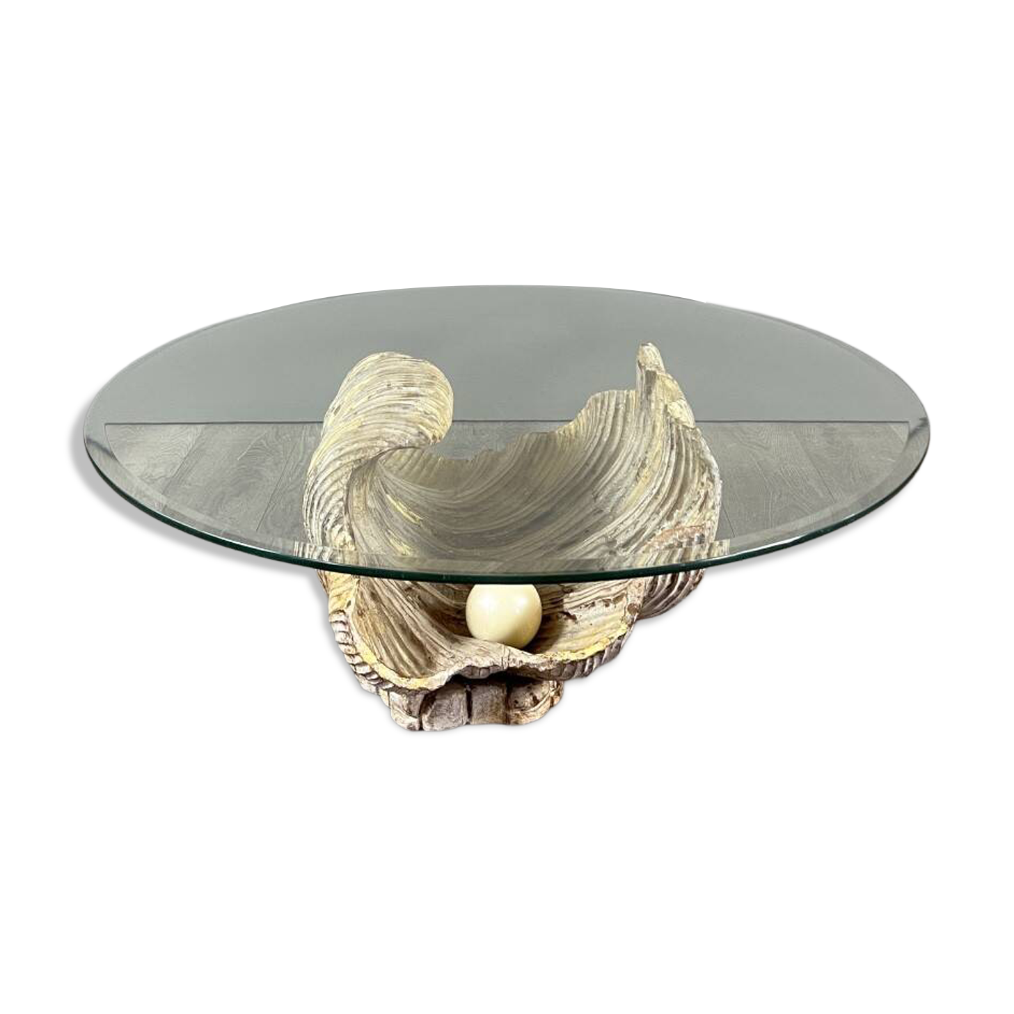 Shell-shaped coffee table in carved wood, 20th century