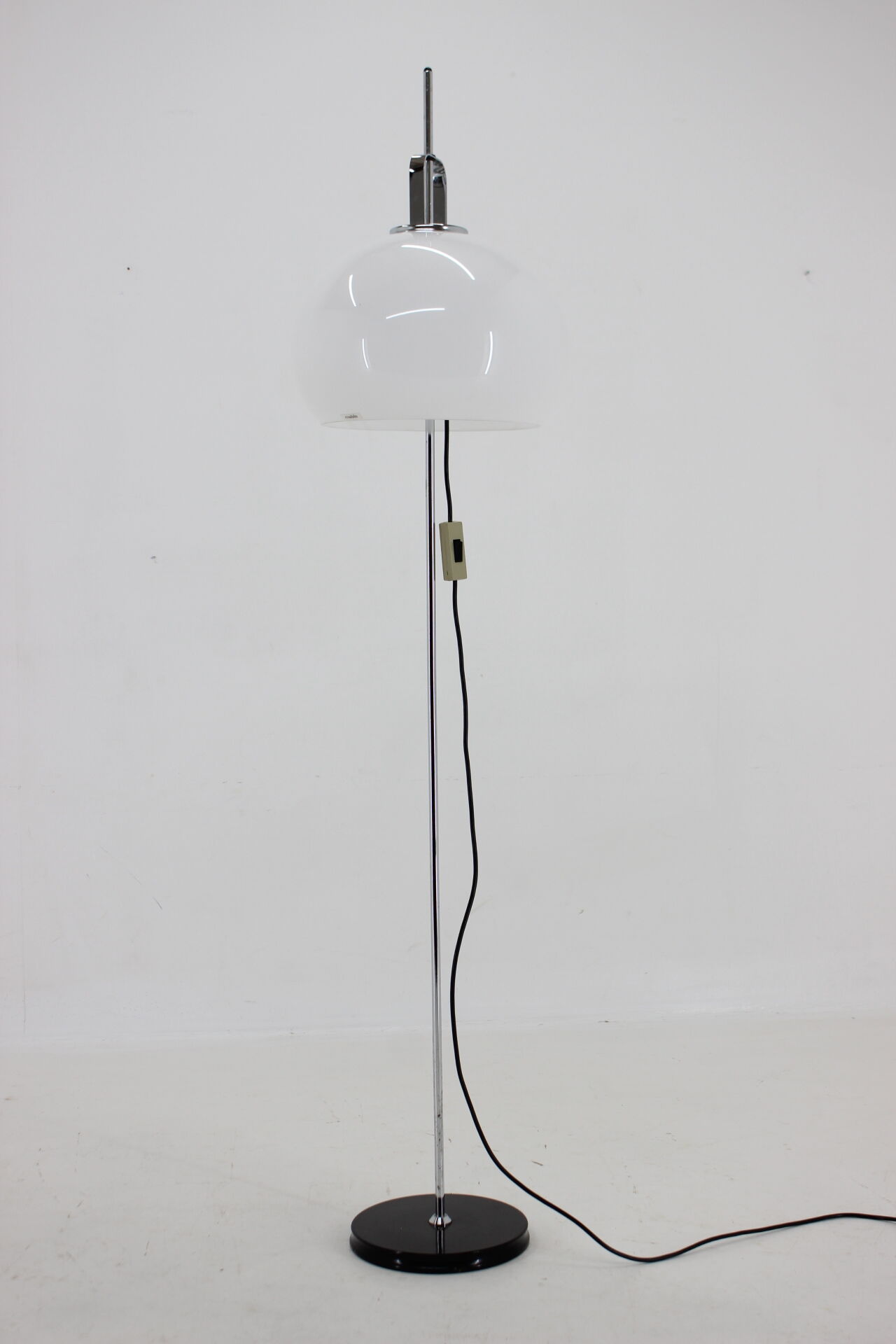 1970s Adjustable Floor Lamp Designed by Guzzini for Meblo,Italy