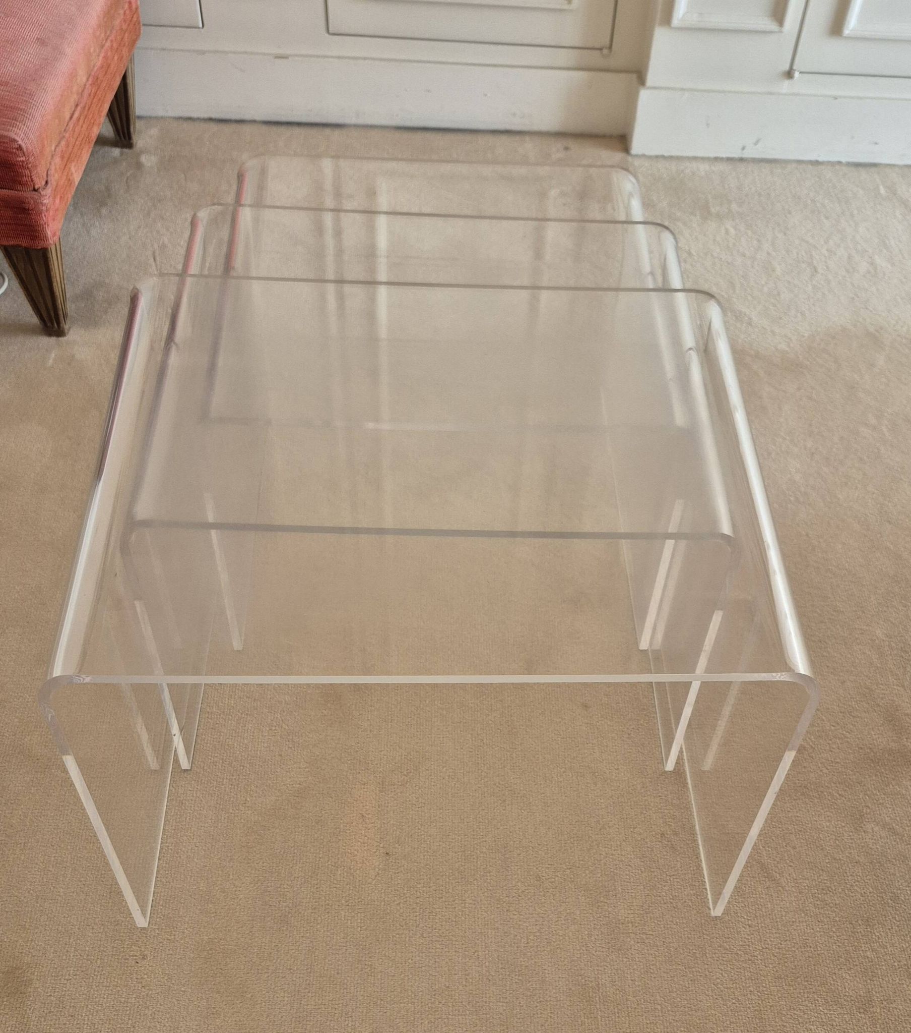 Trio de tables Gigogne Roche Bobois en Altuglass