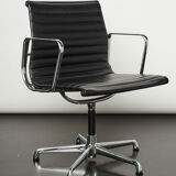 Charles and Ray Eames Aluminum Group chair.